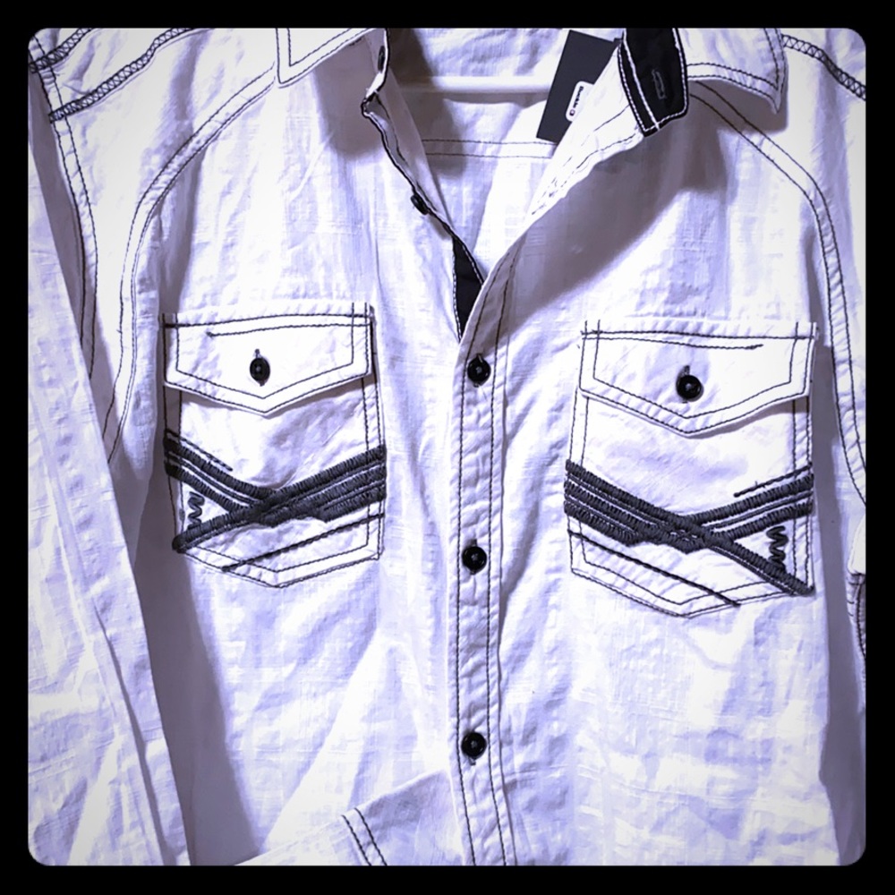 Men’s buckle black button up shirt